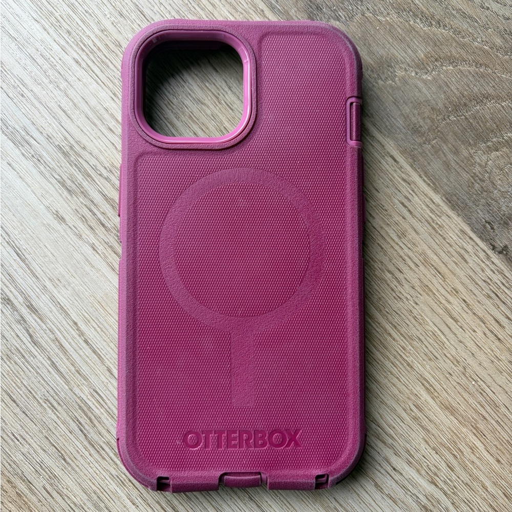 OtterBox MagSafe Compatible Pink iPhone 15 Case